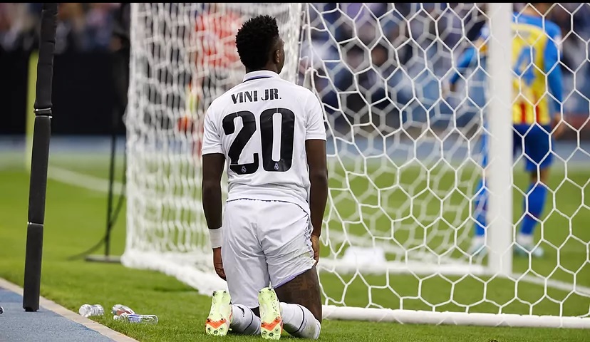 Новость на сайте FondoRuso.ru /assets/img//news/2022/2023-01-14-42-vinicius.jpg