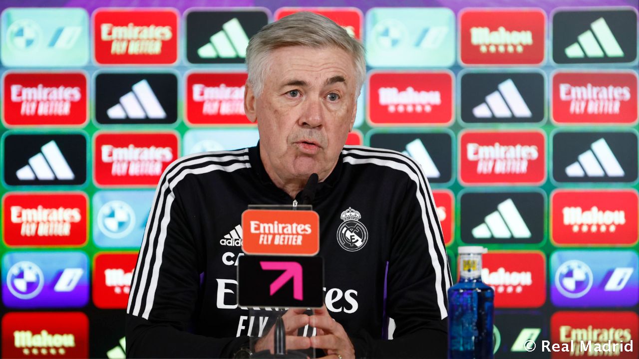 Новость на сайте FondoRuso.ru /assets/img//news/2022/2023-01-28-17-ancelotti1.jpg