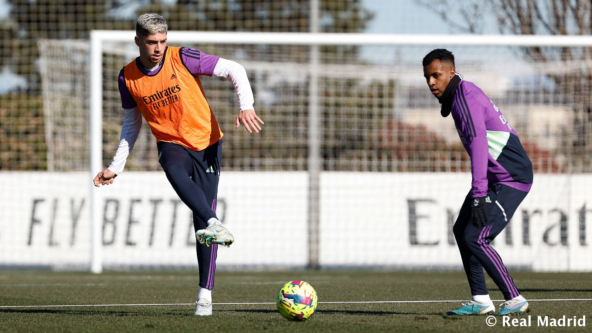 Новость на сайте FondoRuso.ru /assets/img//news/2022/2023-02-03-54-fede-rodrygo.jpeg