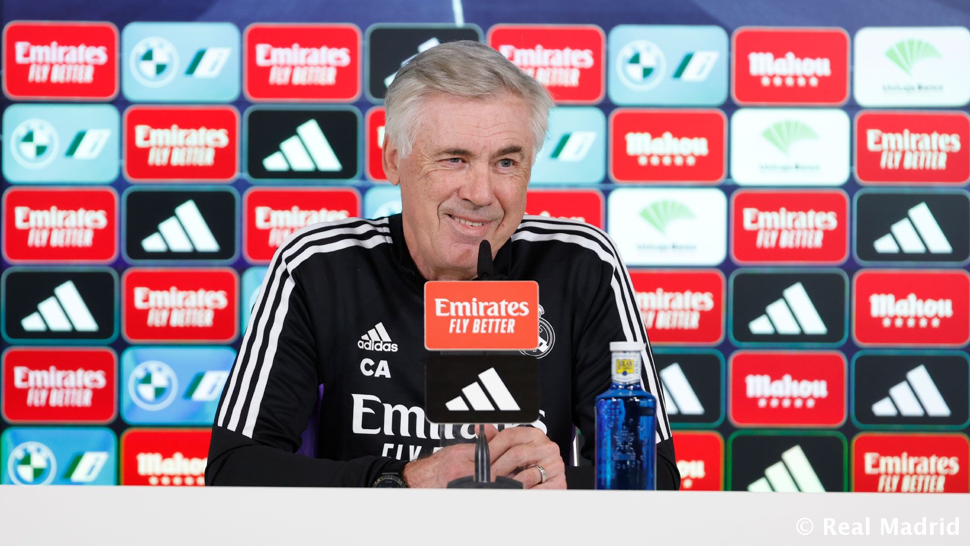 Новость на сайте FondoRuso.ru /assets/img//news/2022/2023-02-17-52-ancelotti.jpg