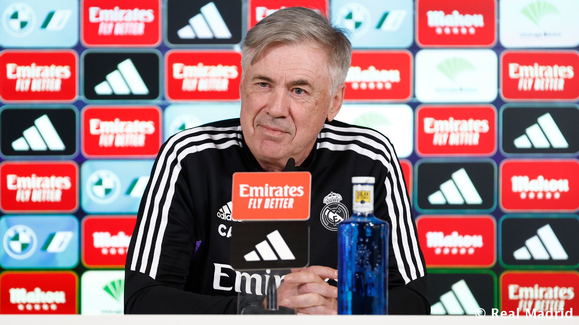 Новость на сайте FondoRuso.ru /assets/img//news/2022/2023-03-10-20-ancelotti.jpg