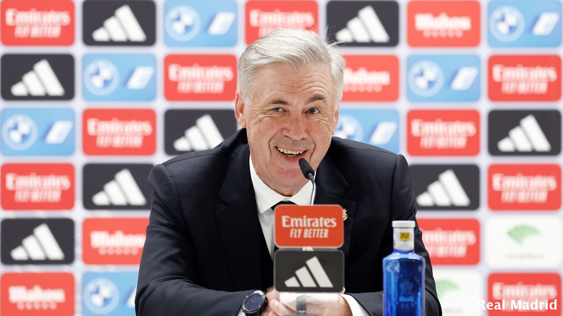 Новость на сайте FondoRuso.ru /assets/img//news/2022/2023-03-12-04-ancelotti.jpg