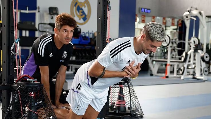 Новость на сайте FondoRuso.ru /assets/img//news/2022/2023-03-31-28-valverde.jpg