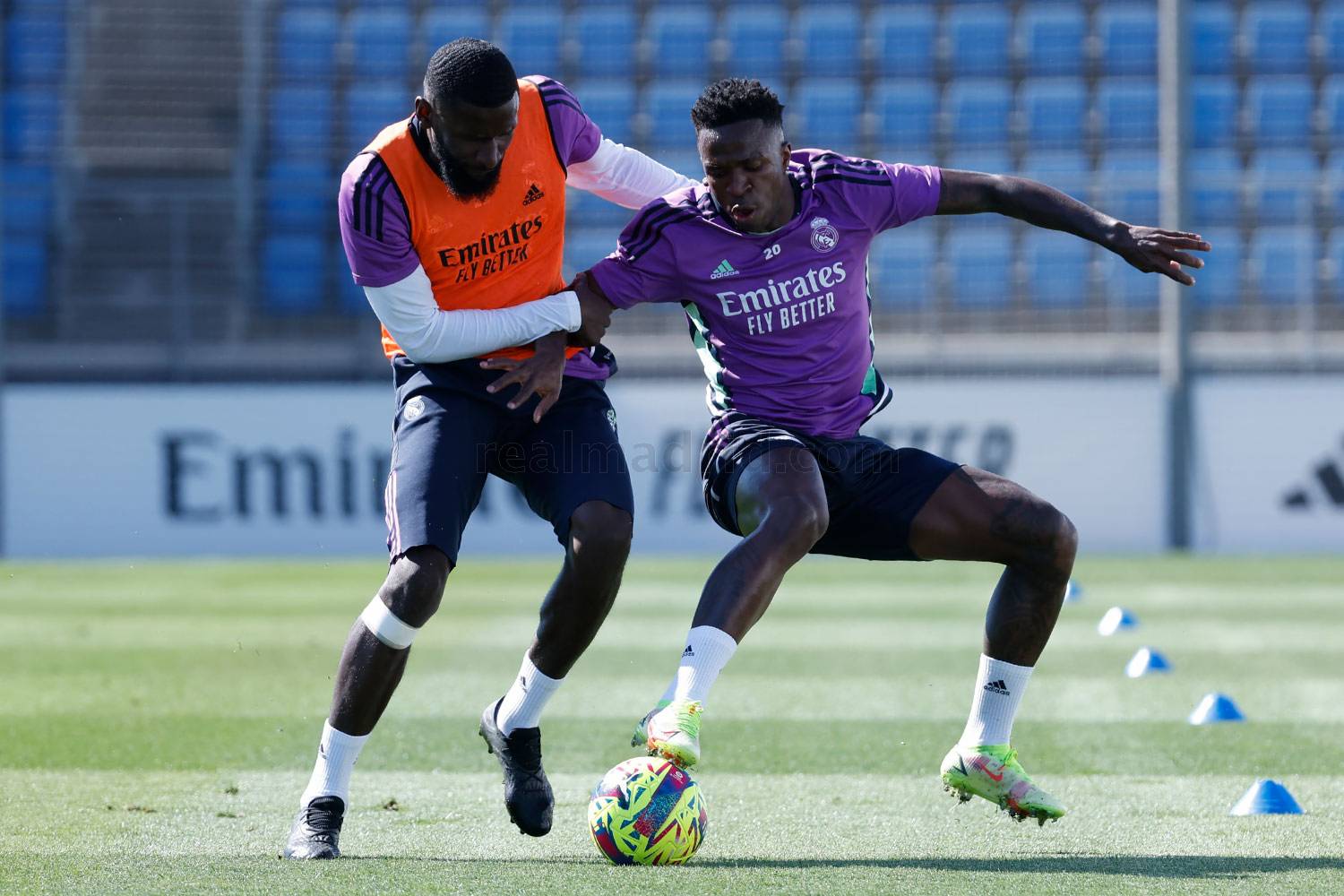 Новость на сайте FondoRuso.ru /assets/img//news/2022/2023-04-07-03-training.jpg