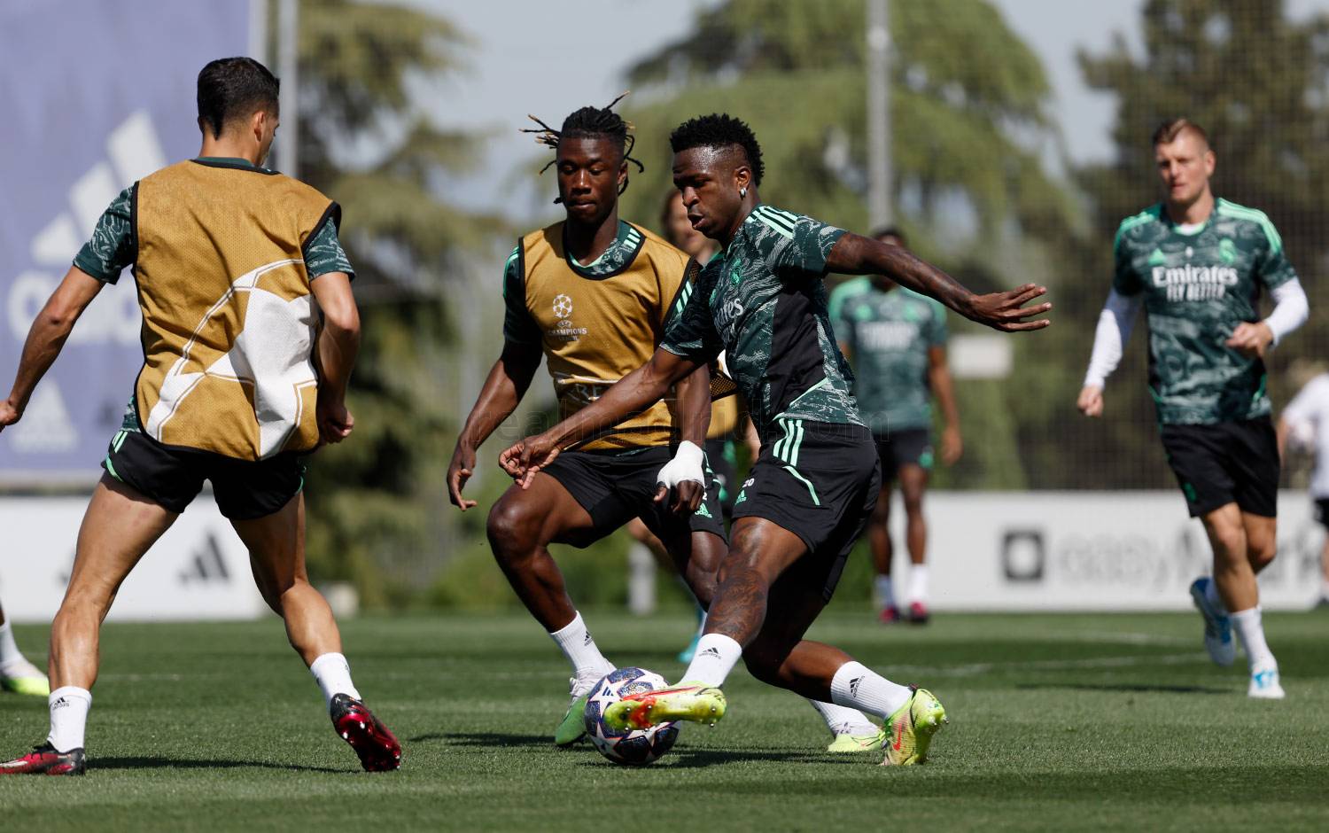 Новость на сайте FondoRuso.ru /assets/img//news/2022/2023-04-11-47-training.jpg