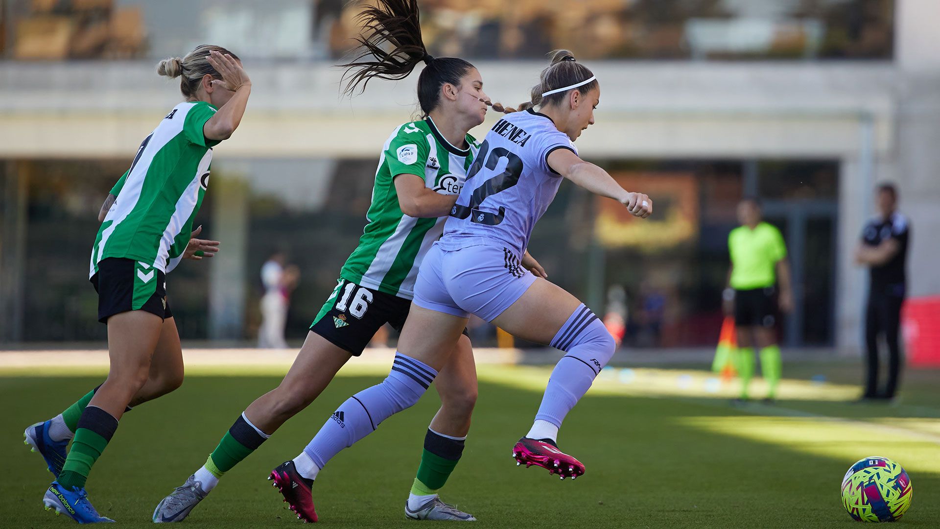 Новость на сайте FondoRuso.ru /assets/img//news/2022/2023-04-18-26-rmfemenino.jpg