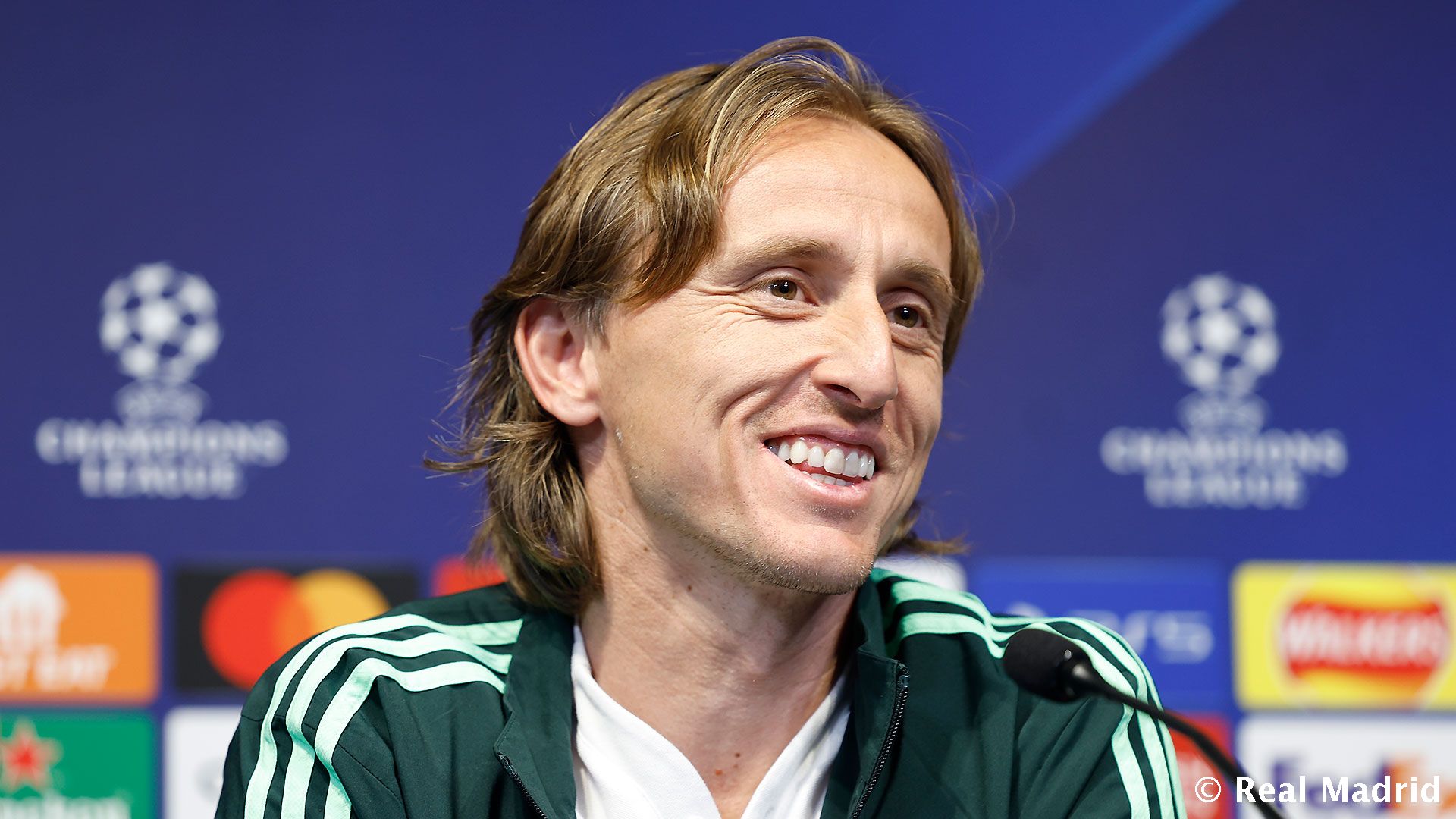 Новость на сайте FondoRuso.ru /assets/img//news/2023/2023-05-17-57-modric.jpg