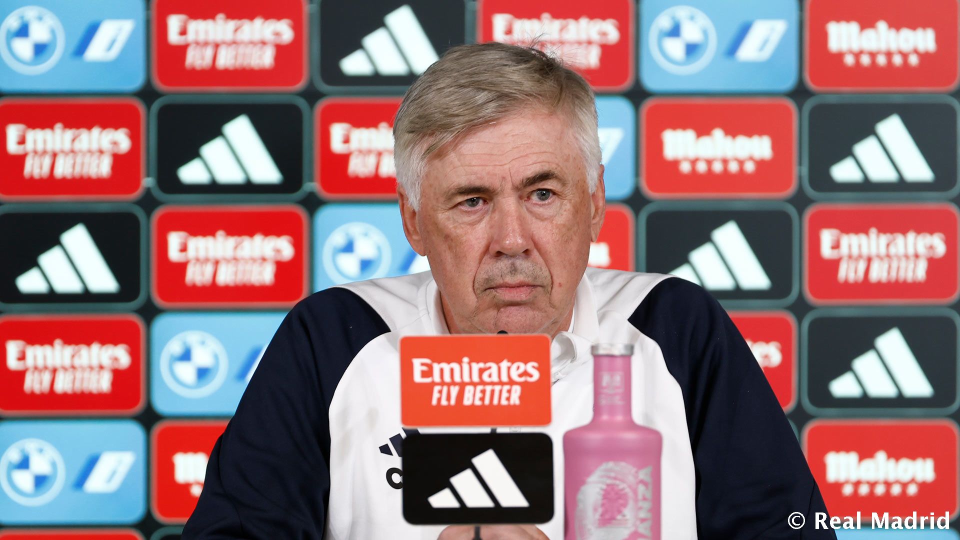 Новость на сайте FondoRuso.ru /assets/img//news/2023/2023-10-06-13-ancelotti.jpg