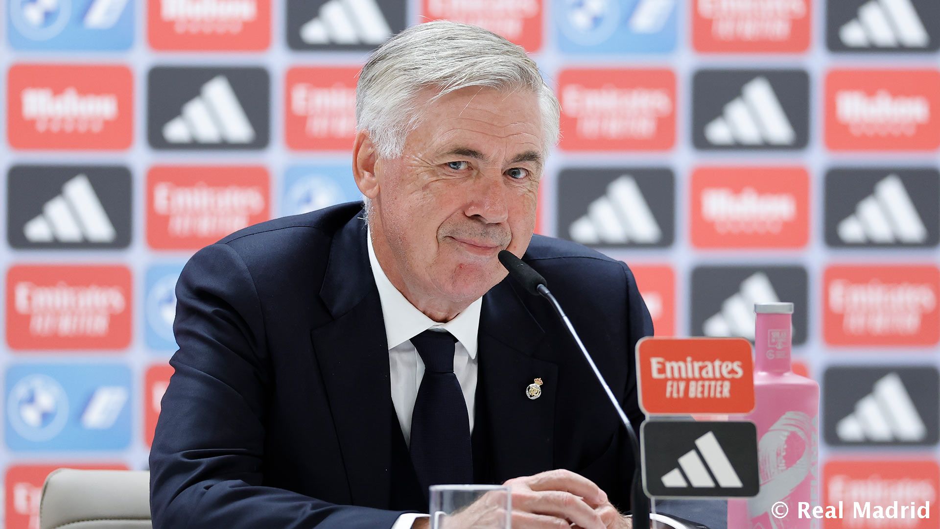 Новость на сайте FondoRuso.ru /assets/img//news/2023/2023-10-08-01-ancelotti.jpg