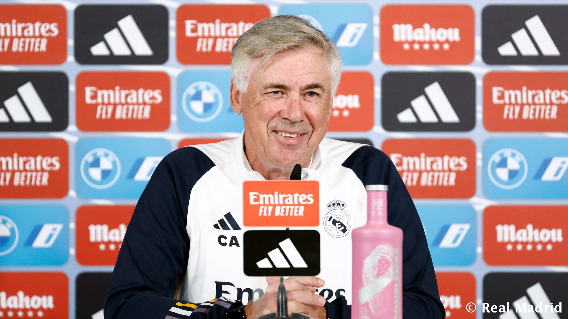 Новость на сайте FondoRuso.ru /assets/img//news/2023/2023-10-20-29-ancelotti.jpg