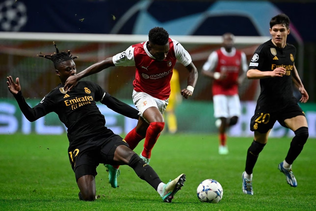 Новость на сайте FondoRuso.ru /assets/img//news/2023/2023-10-25-45-camavinga.jpg