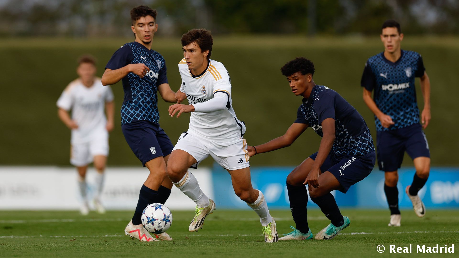 Новость на сайте FondoRuso.ru /assets/img//news/2023/2023-11-10-31-juvenil.jpg