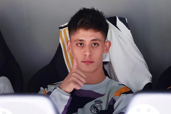 Новость на сайте FondoRuso.ru /assets/img//news/2023/2023-11-14-35-arda-guler.jpg