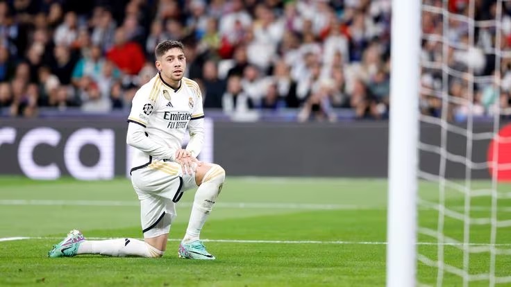 Новость на сайте FondoRuso.ru /assets/img//news/2023/2023-11-22-14-valverde.jpg