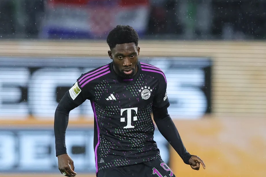 Новость на сайте FondoRuso.ru /assets/img//news/2023/2023-12-28-10-davies.jpg