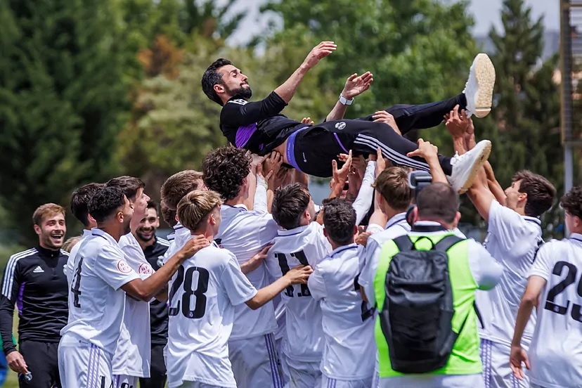 Новость на сайте FondoRuso.ru /assets/img//news/2023/2024-02-29-47-arbeloa.jpg