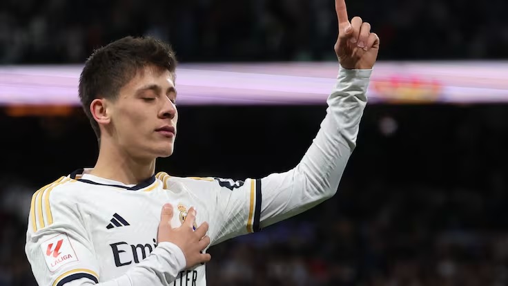 Новость на сайте FondoRuso.ru /assets/img//news/2023/2024-03-12-31-arda-geler.jpg