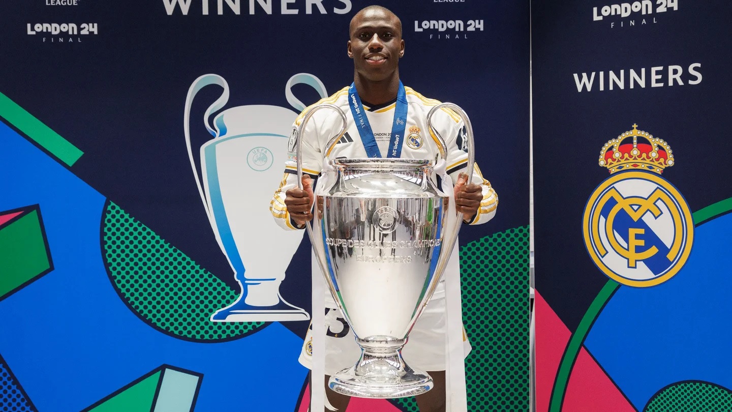 Новость на сайте FondoRuso.ru /assets/img//news/2023/2024-06-08-31-mendy.jpg