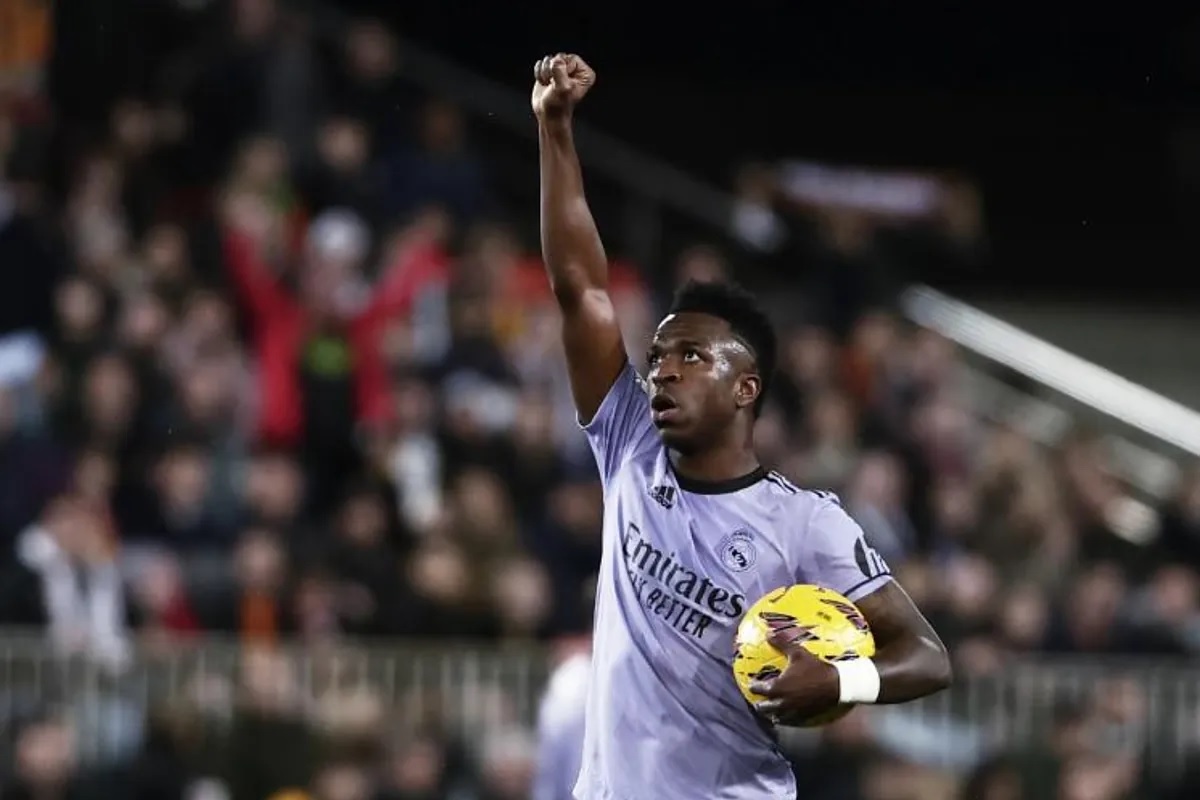 Новость на сайте FondoRuso.ru /assets/img//news/2023/2024-06-11-44-vinicius.jpg