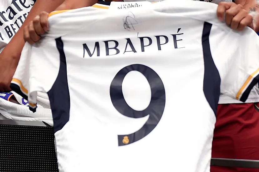 Новость на сайте FondoRuso.ru /assets/img//news/2023/2024-07-12-00-mbappe.jpg