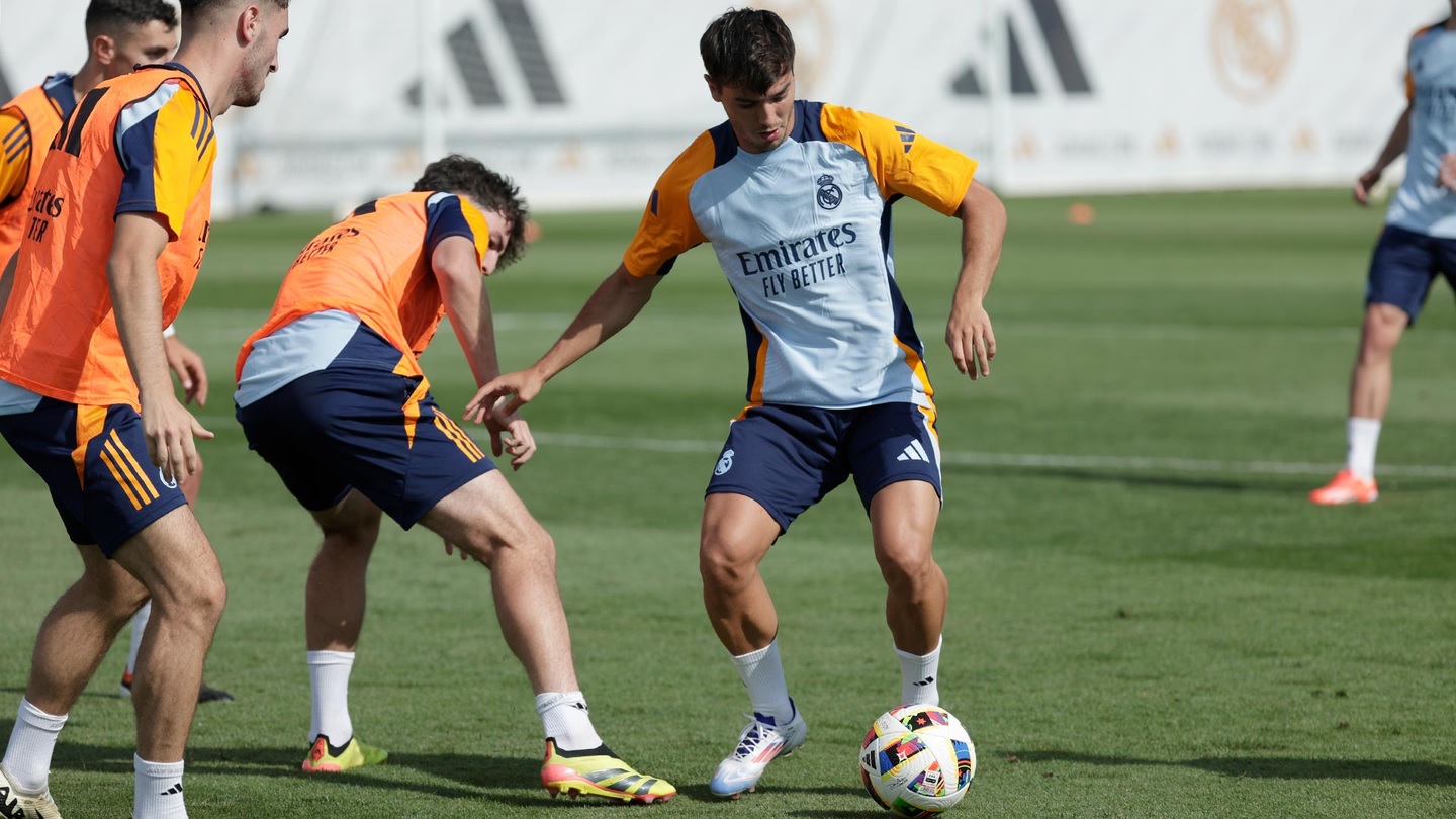 Новость на сайте FondoRuso.ru /assets/img//news/2023/2024-07-16-43-training.jpg