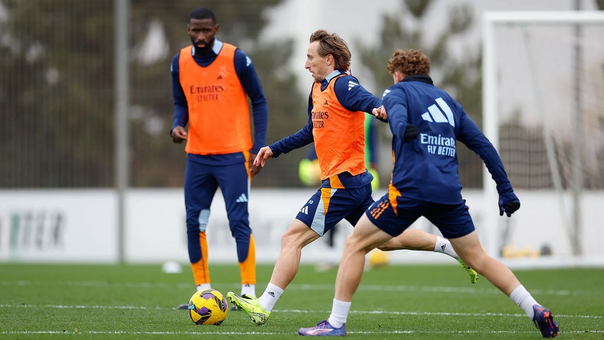 Новость на сайте FondoRuso.ru /assets/img//news/2023/2024-12-13-44-training.jpg