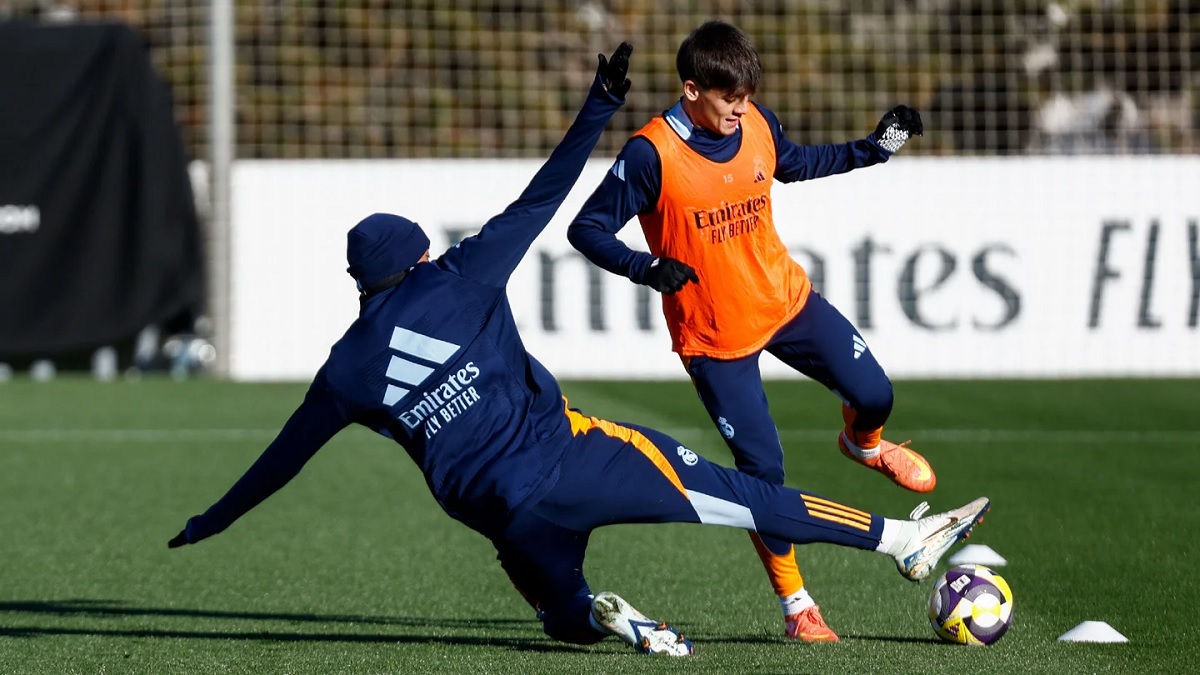 Новость на сайте FondoRuso.ru /assets/img//news/2023/2024-12-16-27-training.jpg