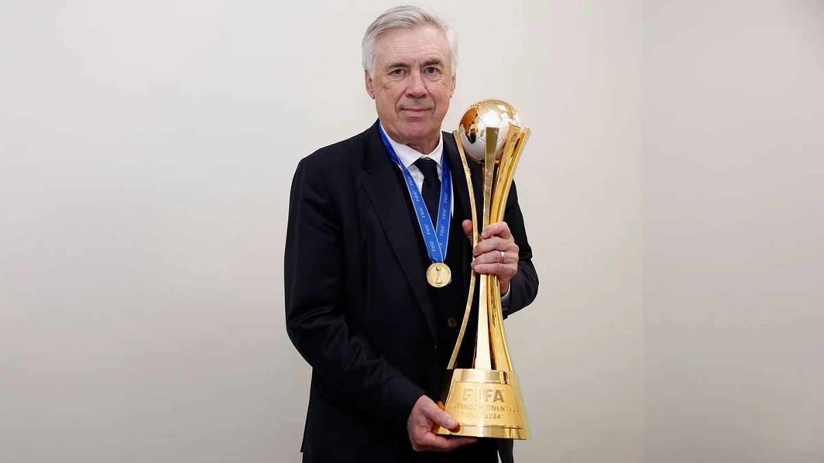 Новость на сайте FondoRuso.ru /assets/img//news/2023/2024-12-19-00-ancelotti.jpg