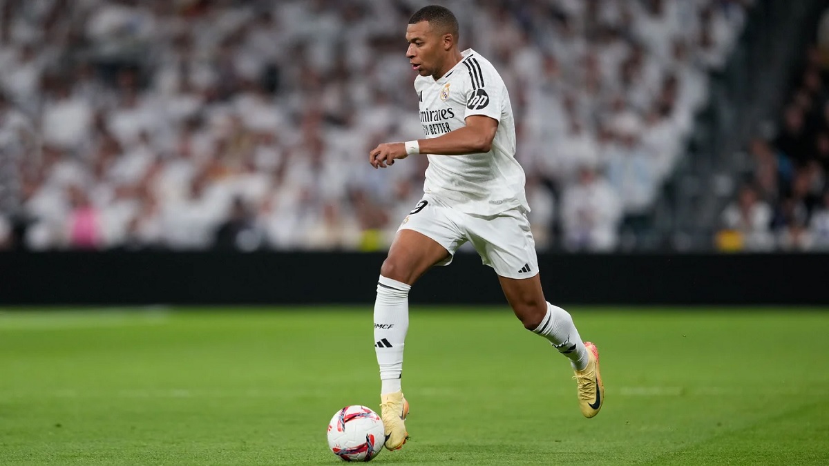 Новость на сайте FondoRuso.ru /assets/img//news/2025/2025-01-02-29-squad.jpg