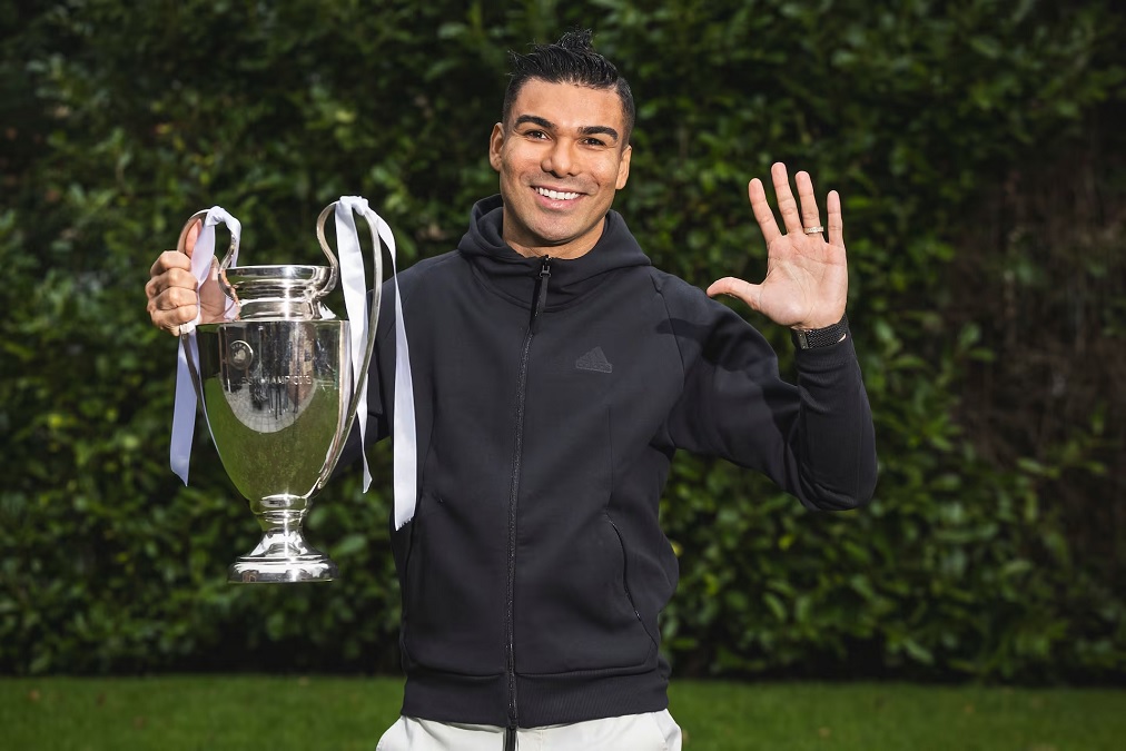 Новость на сайте FondoRuso.ru /assets/img//news/2025/2025-02-17-42-casemiro.jpg