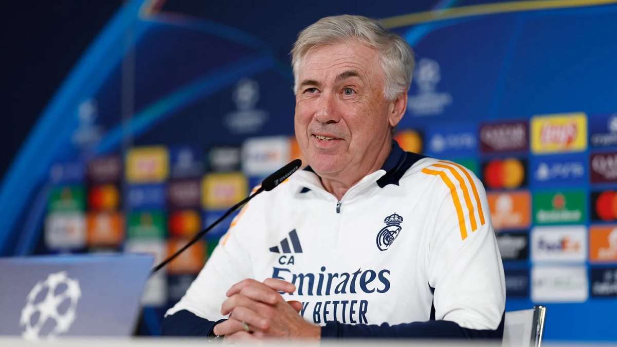 Новость на сайте FondoRuso.ru /assets/img//news/2025/2025-02-19-15-ancelotti.jpg