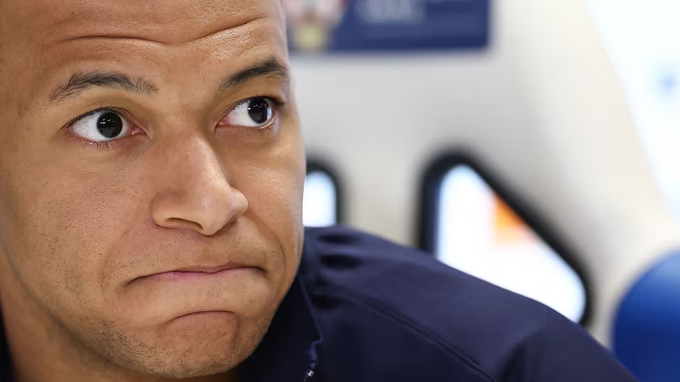 Новость на сайте FondoRuso.ru /assets/img//news/2025/2025-03-21-10-mbappe.jpg