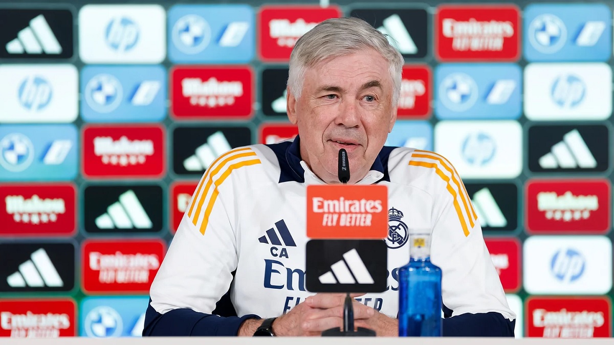 Новость на сайте FondoRuso.ru /assets/img//news/2025/2025-03-31-03-ancelotti.jpg