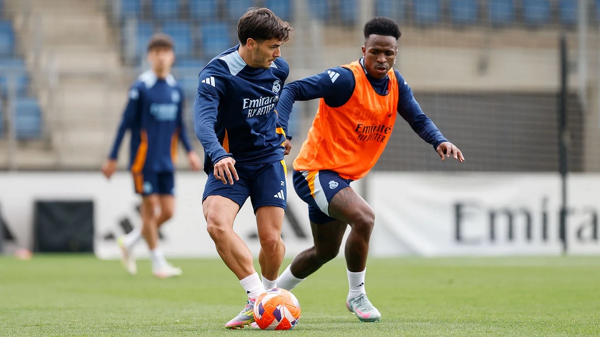 Новость на сайте FondoRuso.ru /assets/img//news/2025/2025-05-01-14-training.jpg