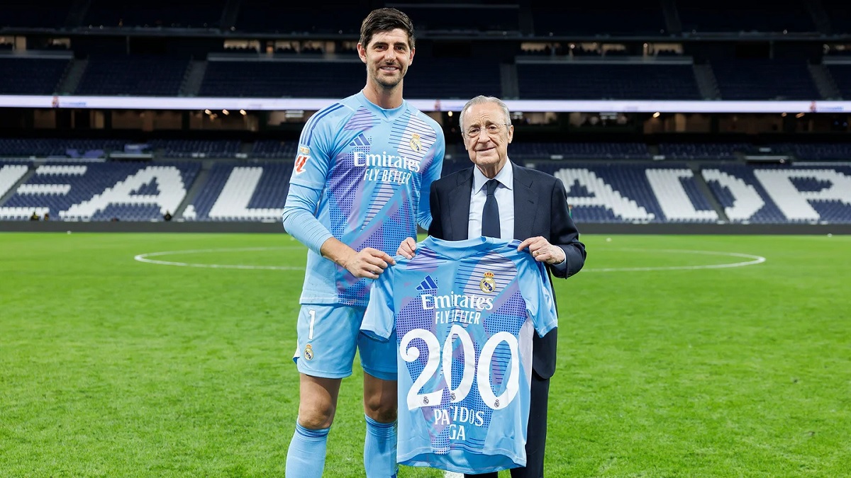 Новость на сайте FondoRuso.ru /assets/img//news/2025/2025-05-15-04-courtois.jpg