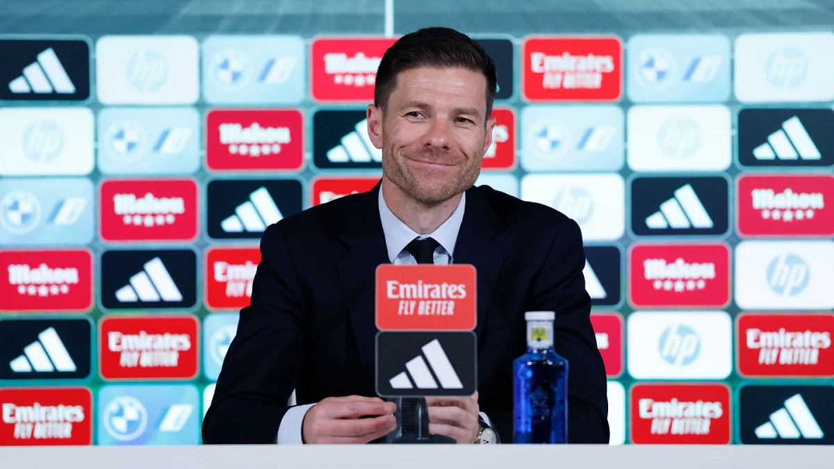Новость на сайте FondoRuso.ru /assets/img//news/2025/2025-05-27-25-xabi-alonso2.jpg