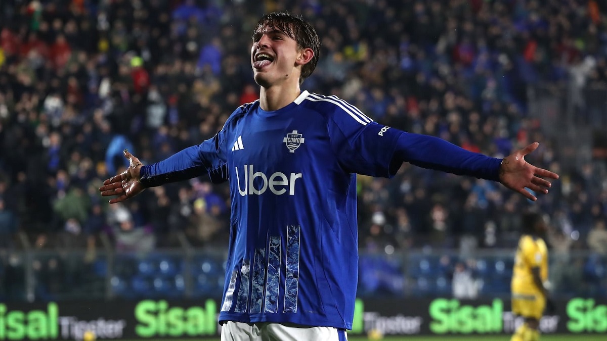 Новость на сайте FondoRuso.ru /assets/img//news/2025/2025-05-29-35-nico-paz.jpg