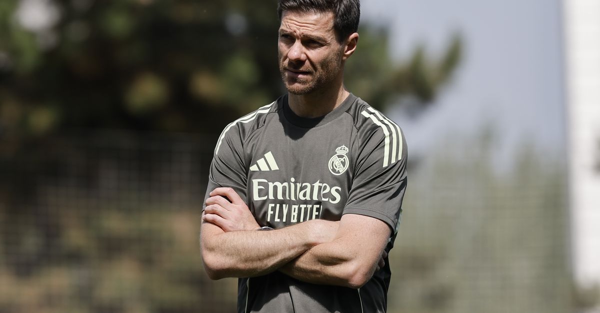 Новость на сайте FondoRuso.ru /assets/img//news/2025/2025-06-14-53-xabi-alonso.jpg