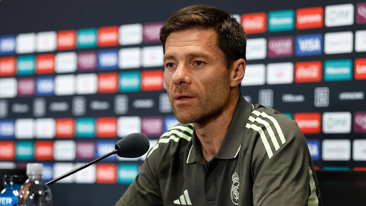 Новость на сайте FondoRuso.ru /assets/img//news/2025/2025-06-18-52-xabi-alonso.jpg