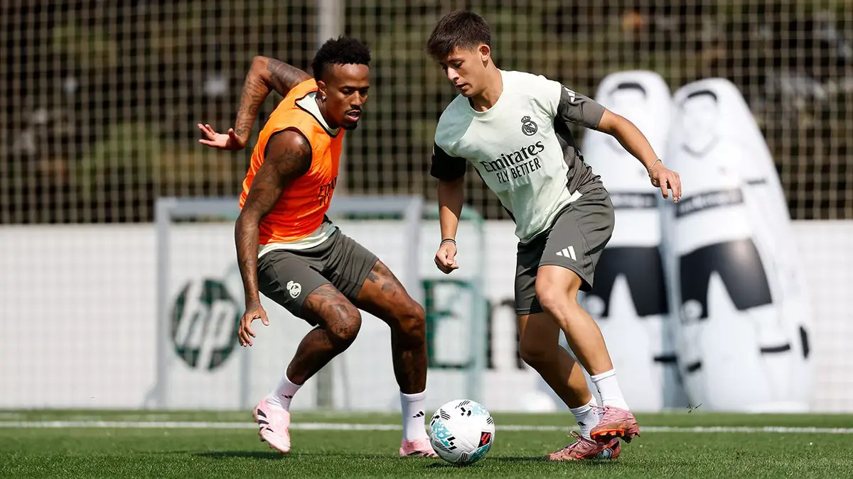 Новость на сайте FondoRuso.ru /assets/img//news/2025/2025-08-23-17-training1.jpg