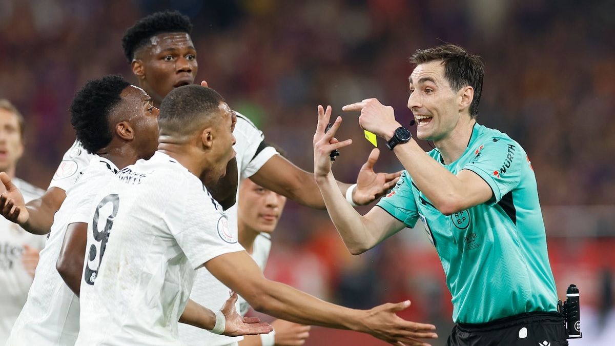 Новость на сайте FondoRuso.ru /assets/img//news/2025/2025-08-24-33-de-burgos-bengoechea.jpg