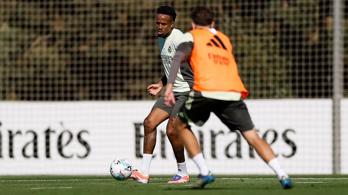 Новость на сайте FondoRuso.ru /assets/img//news/2025/2025-10-02-42-training.jpg