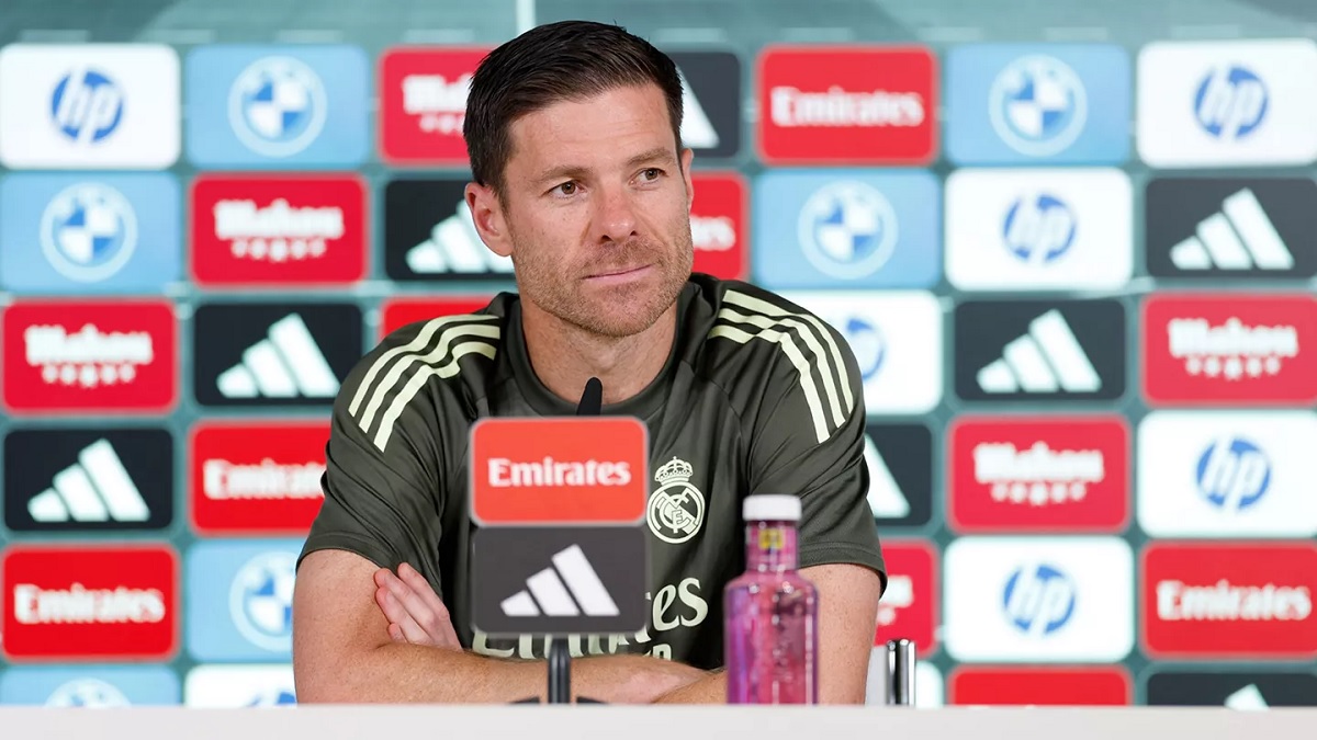 Новость на сайте FondoRuso.ru /assets/img//news/2025/2025-10-04-15-xabi-alonso.jpg