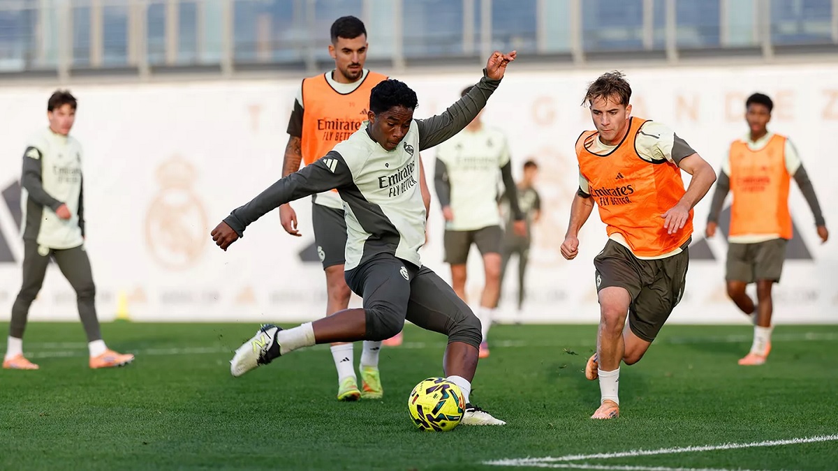 Новость на сайте FondoRuso.ru /assets/img//news/2025/2025-11-17-27-training.jpg