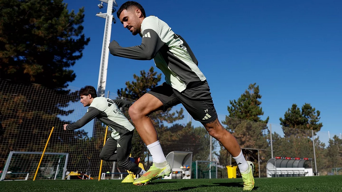 Новость на сайте FondoRuso.ru /assets/img//news/2025/2025-11-18-30-training.jpg