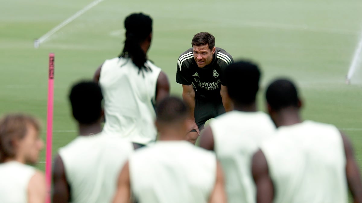 Новость на сайте FondoRuso.ru /assets/img//news/2025/2025-11-20-07-xabi-alonso.jpeg