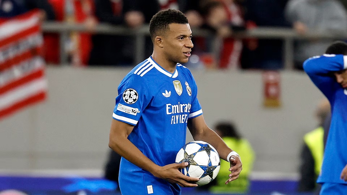 Новость на сайте FondoRuso.ru /assets/img//news/2025/2025-11-28-04-mbappe.jpg