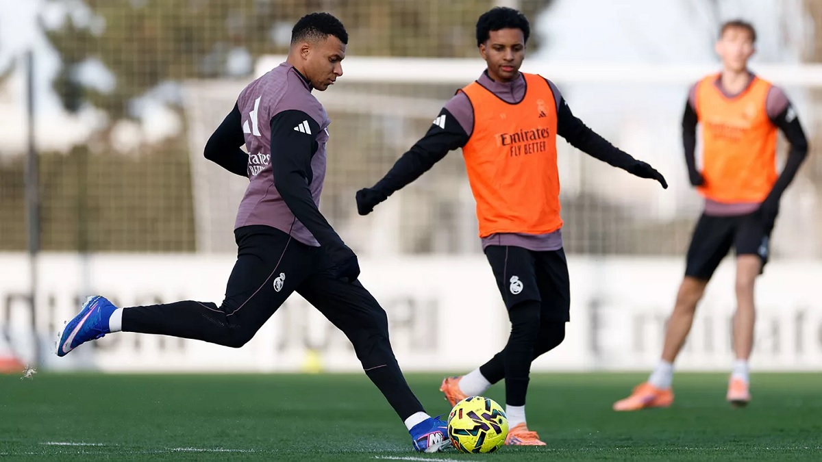 Новость на сайте FondoRuso.ru /assets/img//news/2025/2025-12-29-21-training.jpg