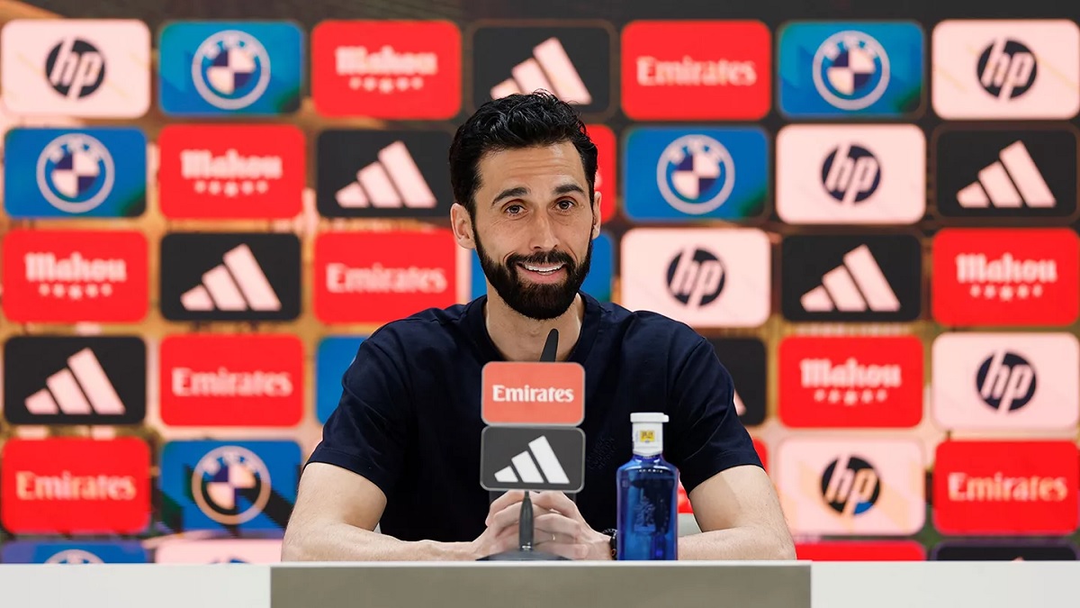 Новость на сайте FondoRuso.ru /assets/img//news/2025/2026-03-15-18-arbeloa.jpg