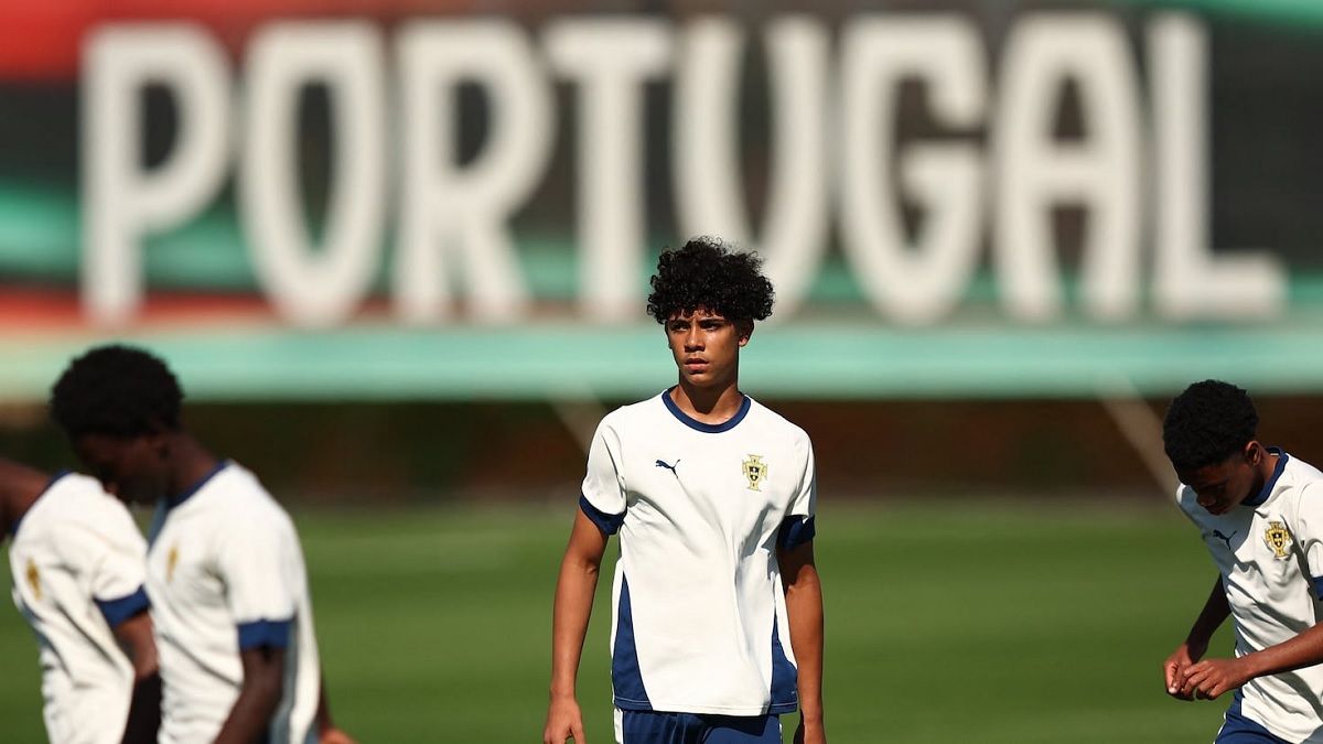 Новость на сайте FondoRuso.ru /assets/img//news/2025/2026-03-25-38-cristiano-jr.jpg